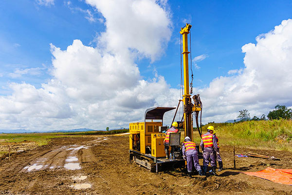 Layanan Drilling Division PT Kharisma Mata Air_0010_10 Investigation Soil